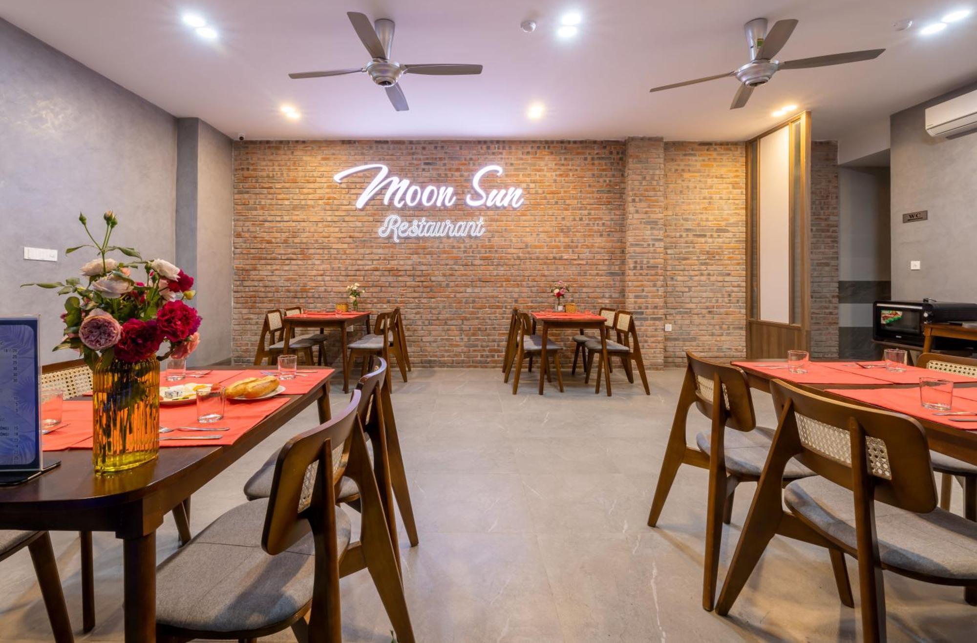 Moon Sun Boutique Villa Hotel Хюэ Экстерьер фото